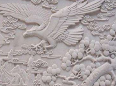 大理石雕塑的制作流程是什么？它有哪些特點(diǎn)？